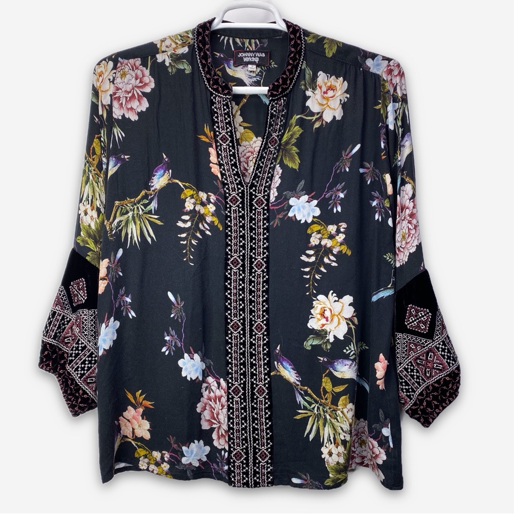 Johnny Was 3J Workshop Velvet mix Black Long Sleeve blouse ( M)
